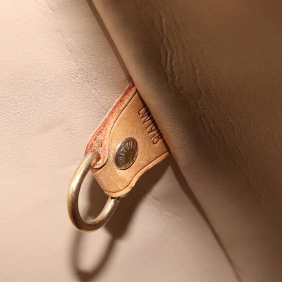 LOUIS VUITTON Monogram Vernis Houston Hand Bag Beige - Picture 11 of 14